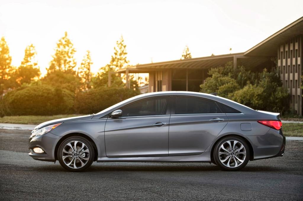 2014 Hyundai Sonata Side