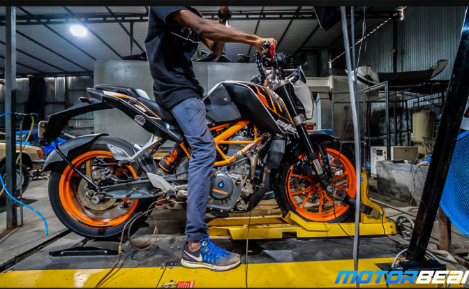 2014 KTM Duke 390 Dyno Test Video