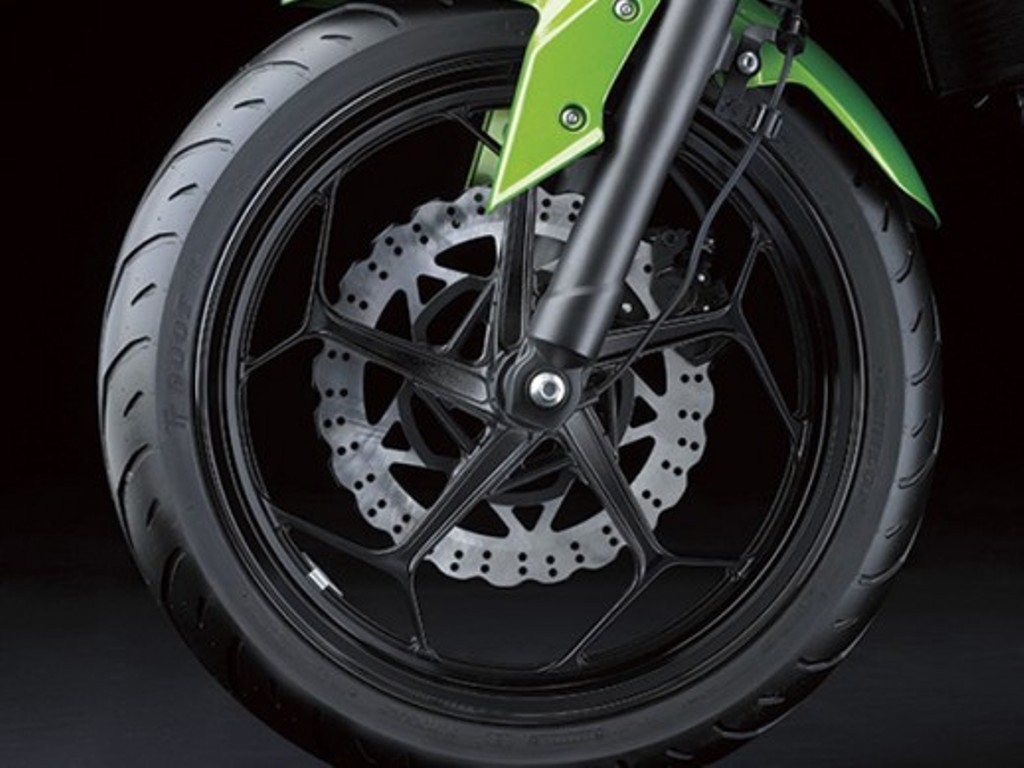 2014-Kawasaki-Z250SL-Disc-Brake