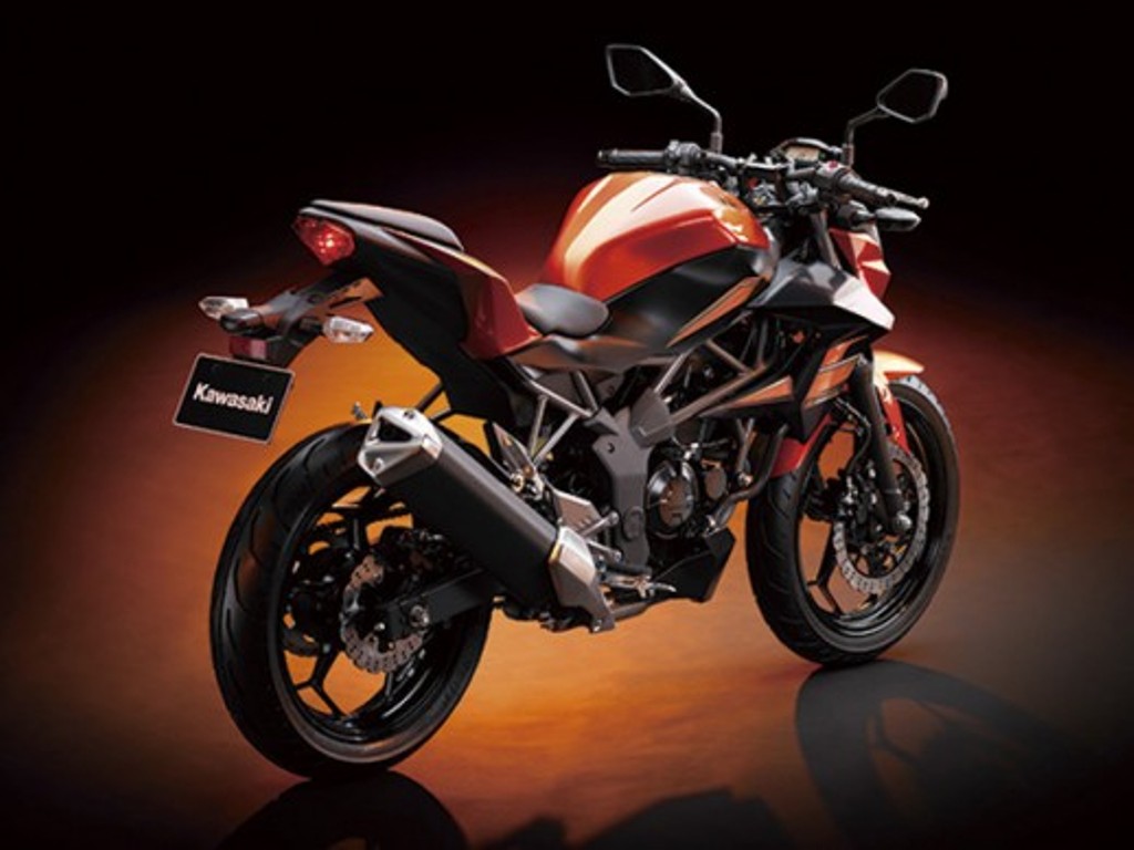 2014 Kawasaki Z250SL Wallpaper