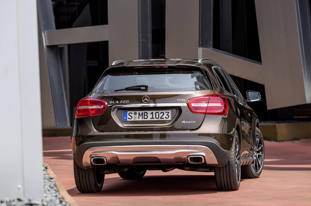 2014 Mercedes GLA Rear
