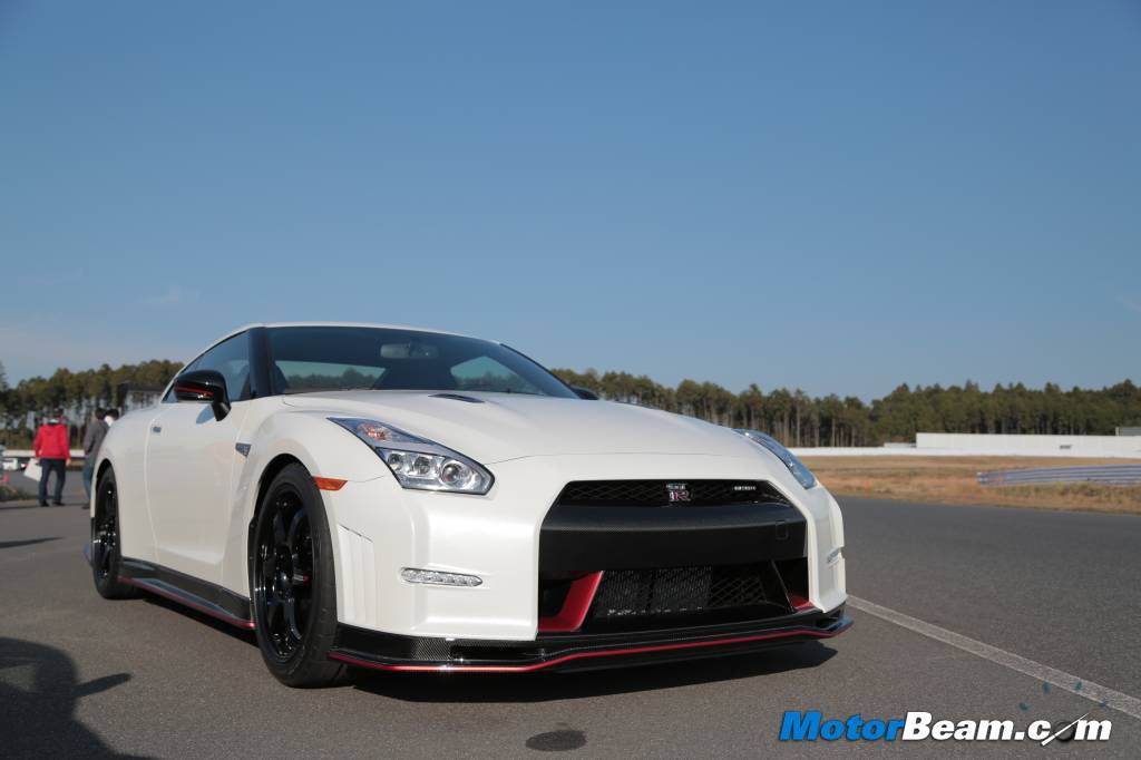 2014 Nissan GT-R Nismo Review 2014 Nissan GT-R Nismo Review