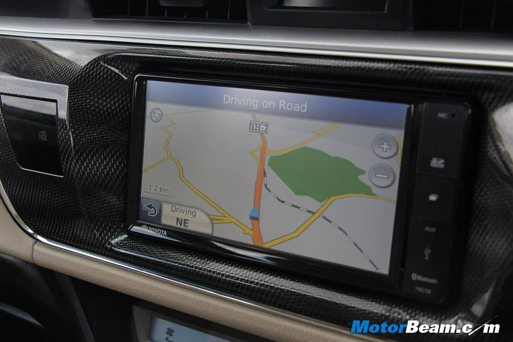 2014 Toyota Corolla Altis Navigation Review