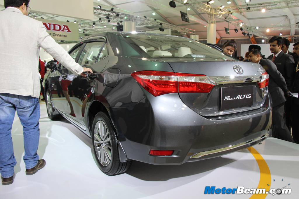 2014 Toyota Corolla Altis Rear