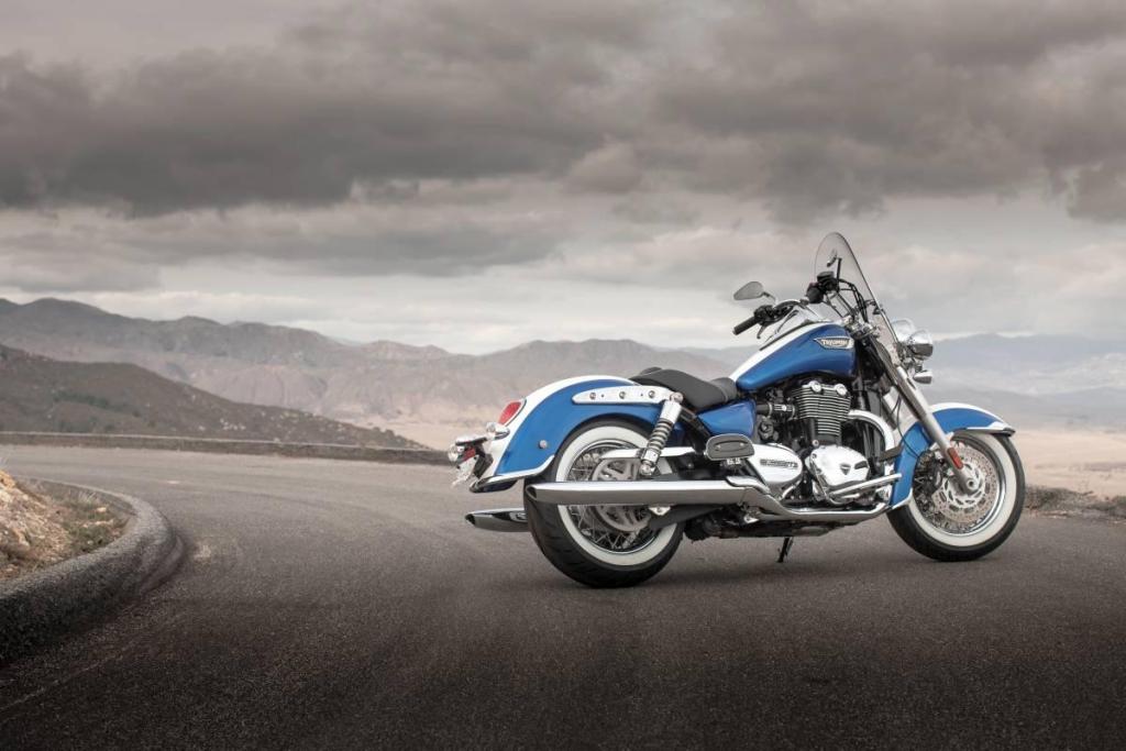 2014 Triumph Thunderbird LT Side