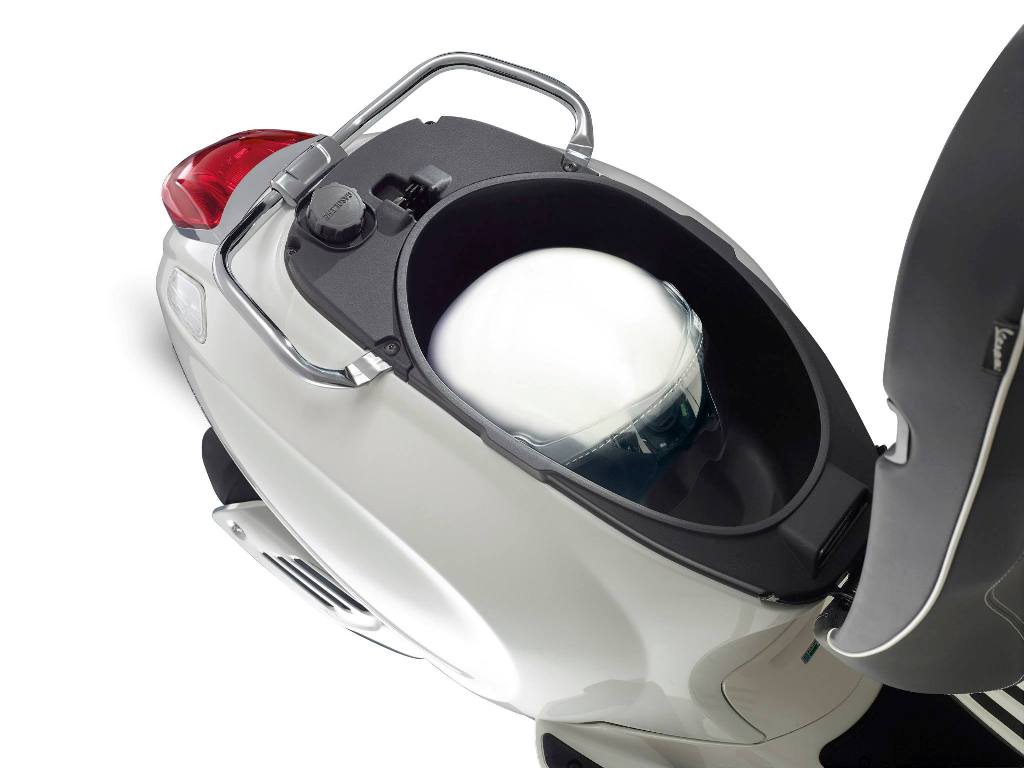 2014 Vespa Sprint Under Seat Storage