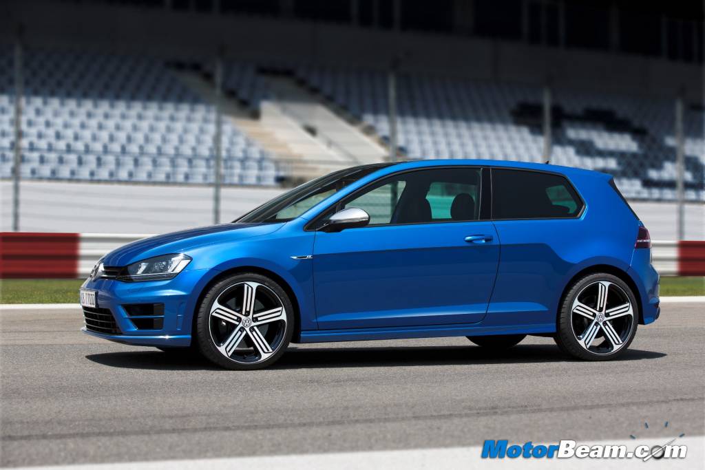 2014 Volkswagen Golf R Road Test