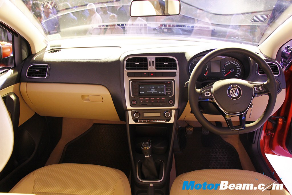 2014 Volkswagen Polo Dashboard