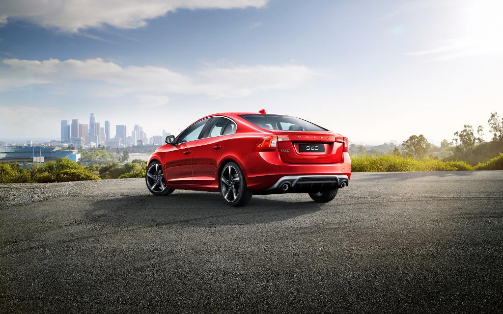 2014 Volvo S60-R Rear