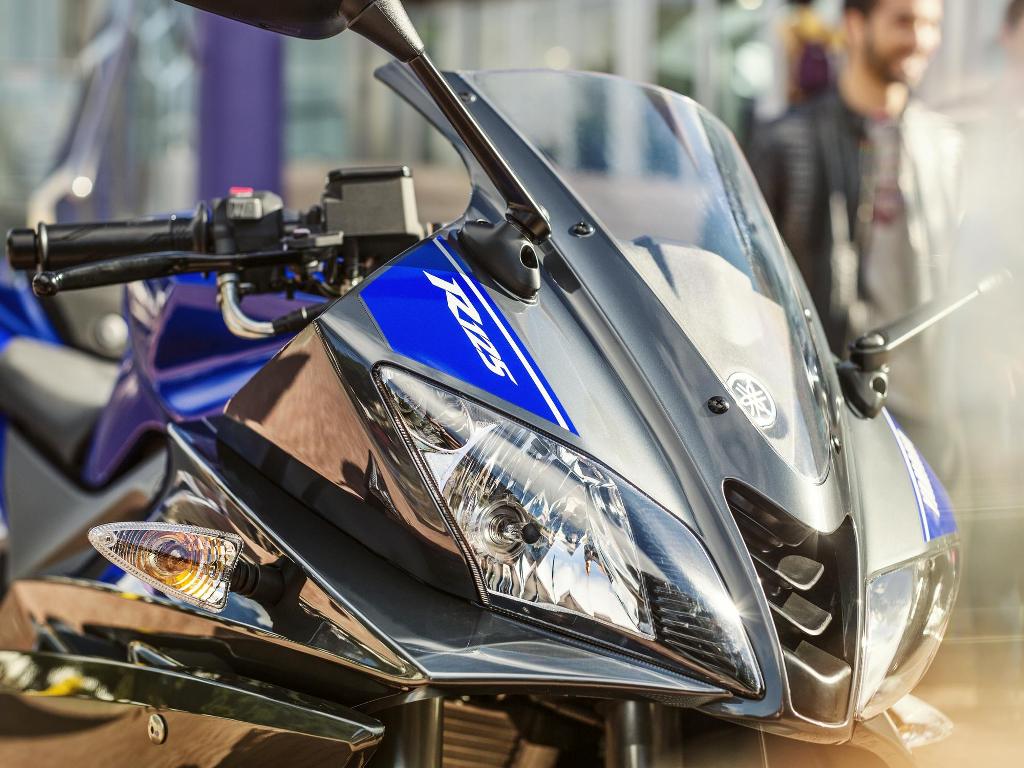 2014 Yamaha YZFR125 Headlights
