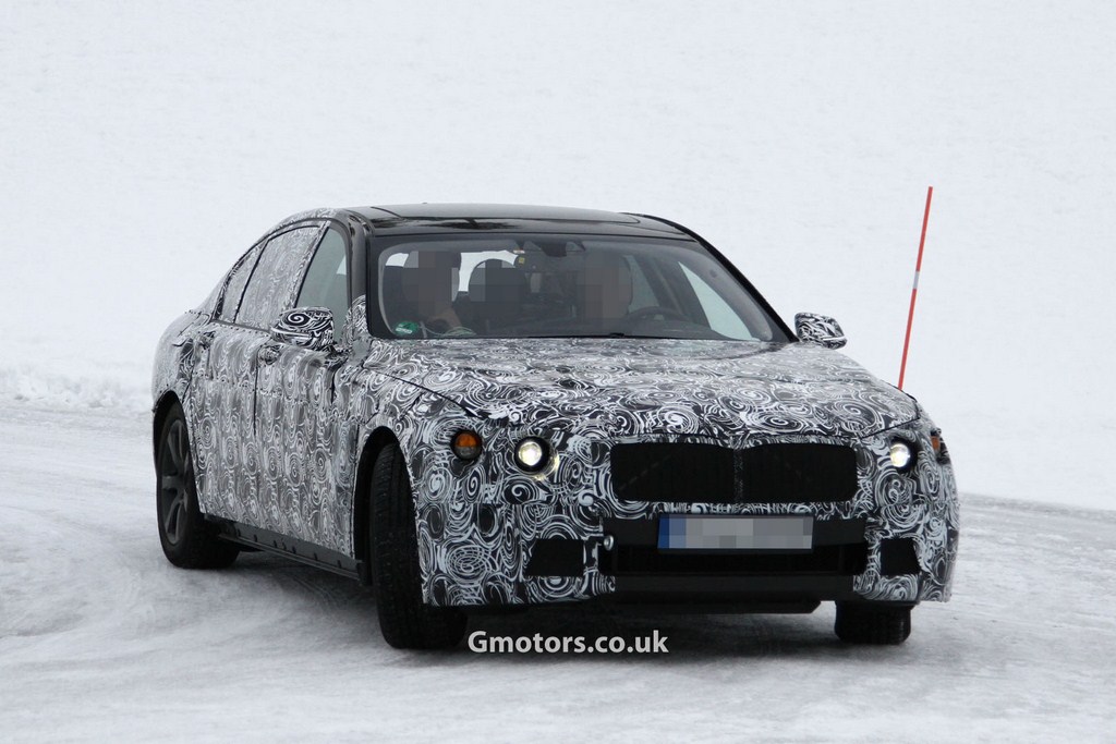 2015 BMW 7 Series Spyshot Front