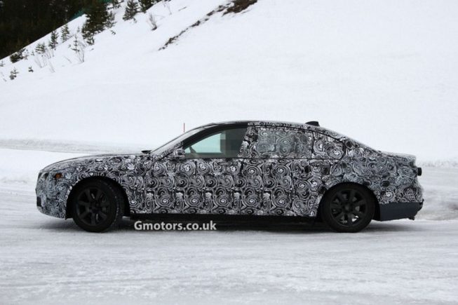 2015 BMW 7 Series Spyshot Side