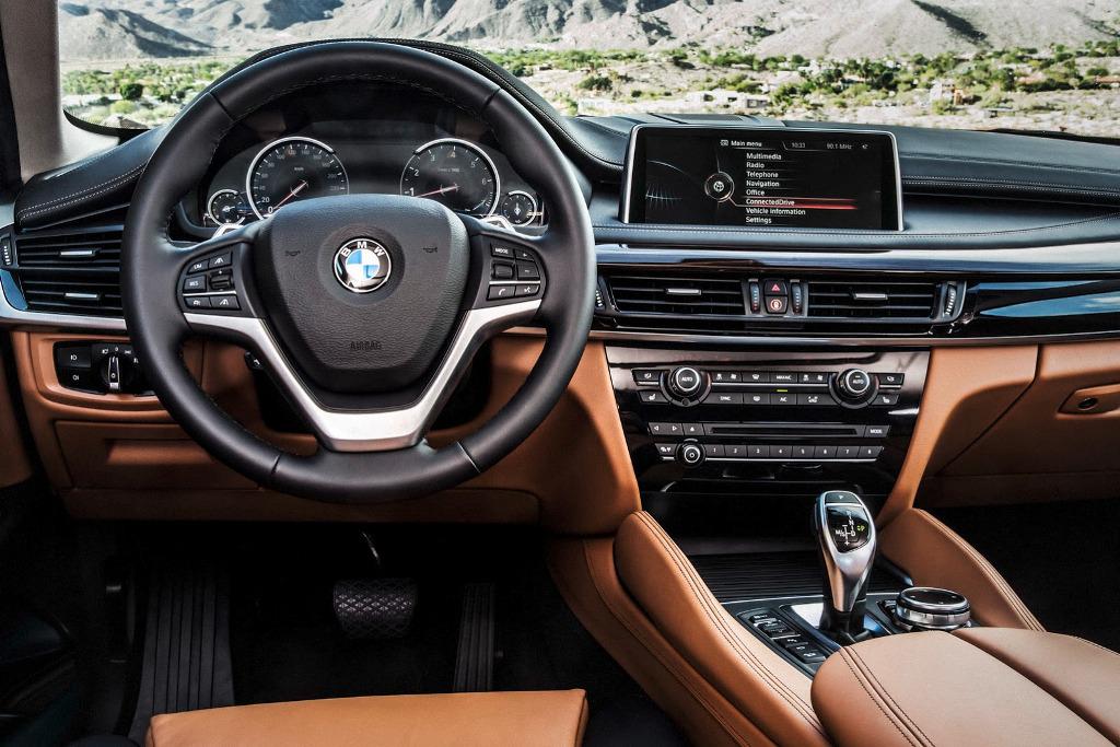 2015 BMW X6 Dashboard