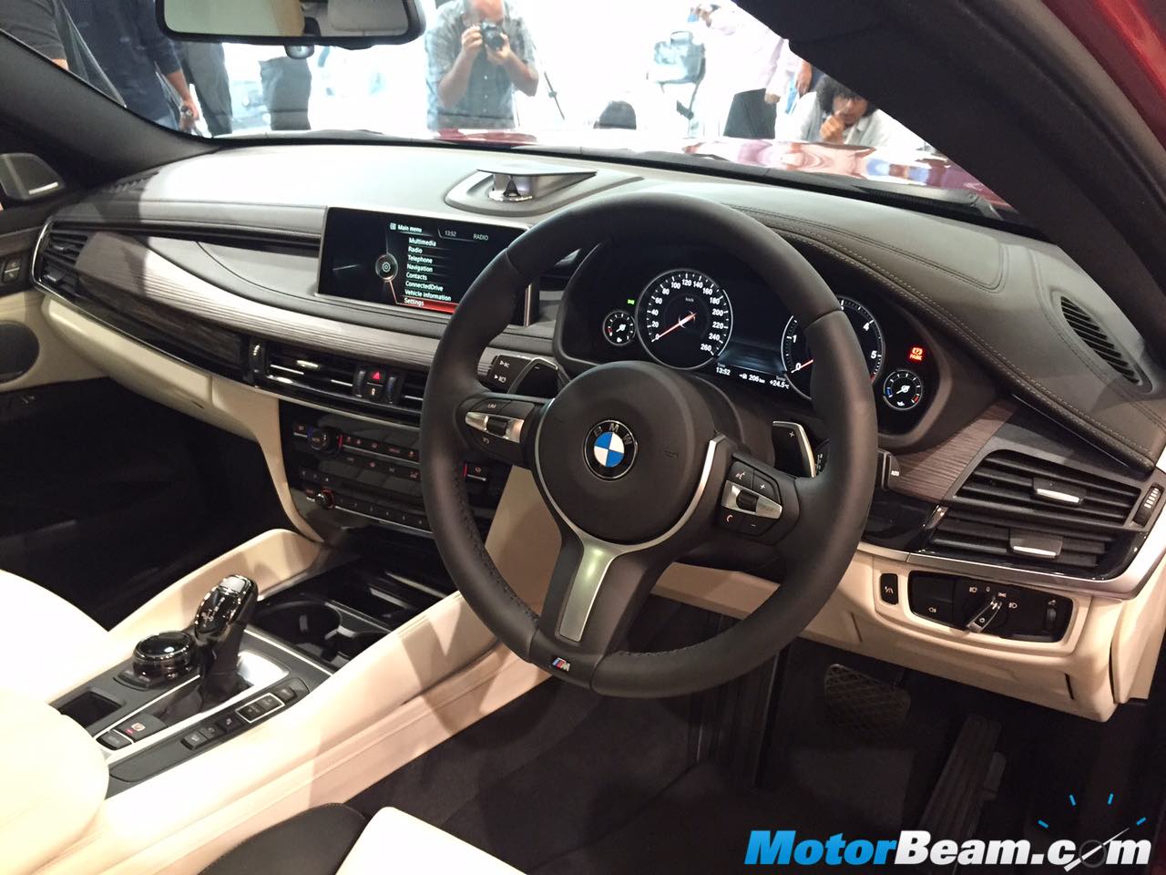 2015 BMW X6 Facelift Dashboard