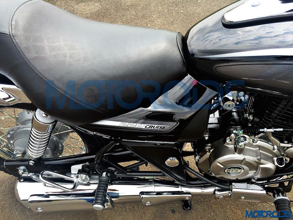 2015 Bajaj Avenger 220 Cruise Leaked