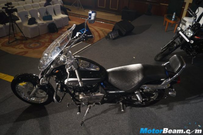 2015 Bajaj Avenger Cruise 220 Top
