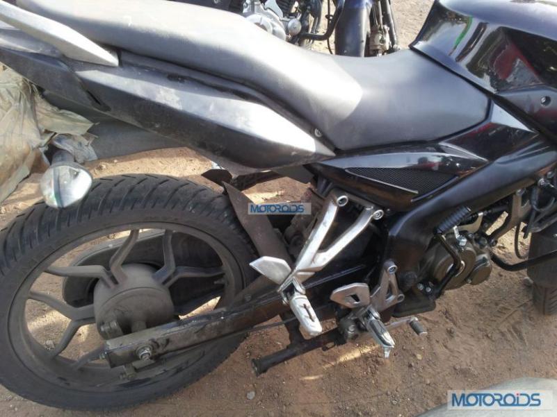 2015 Bajaj Pulsar 150 NS Seat