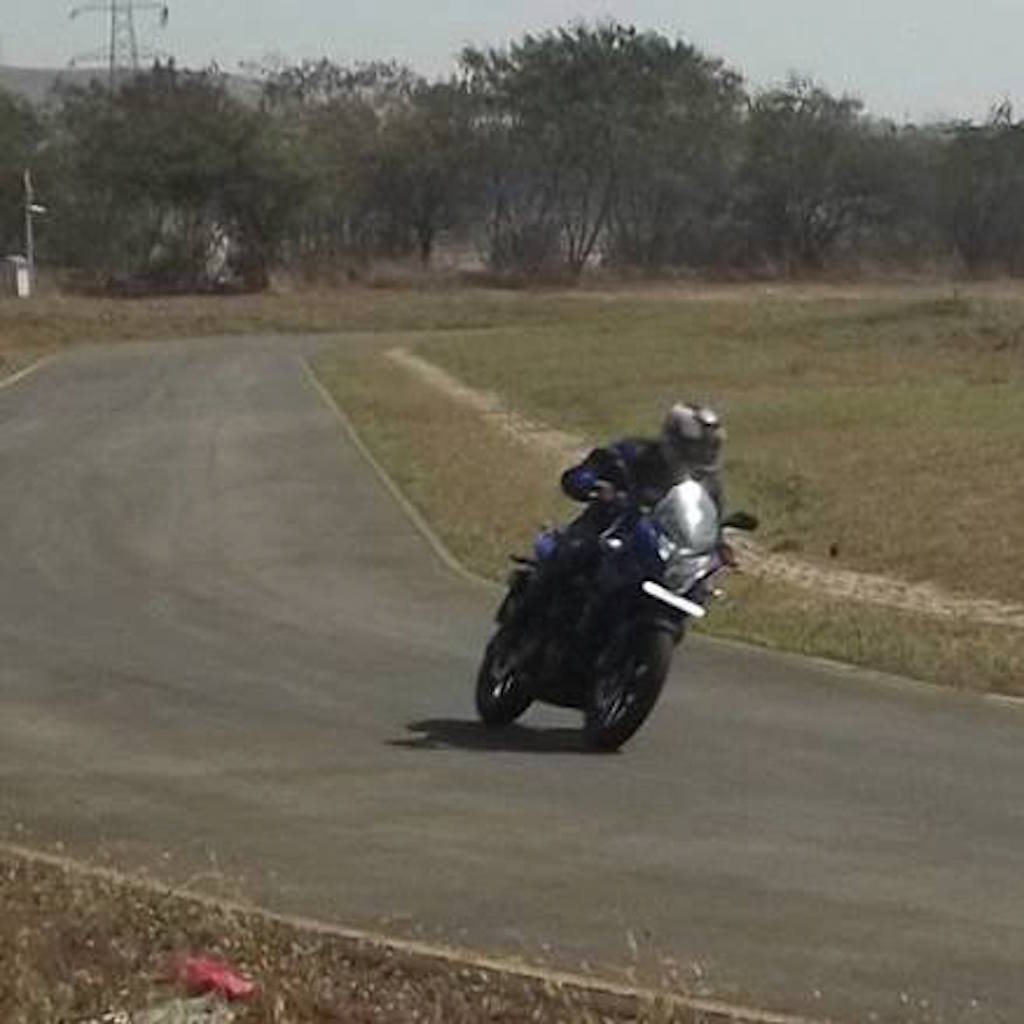 2015 Bajaj Pulsar 200 AS Test Track