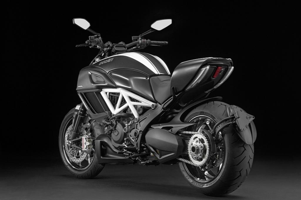 2015 Ducati Diavel Rear