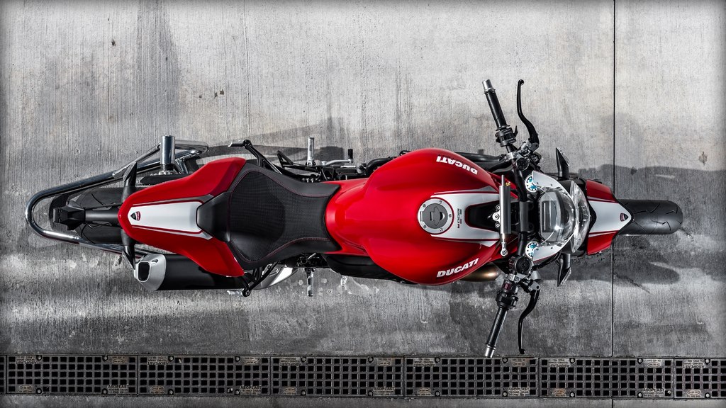 2015 Ducati Monster 1200 R Top