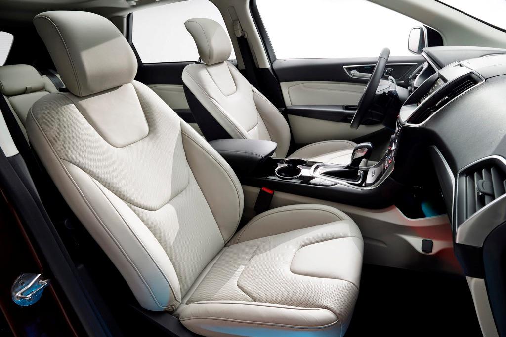 2015-Ford-Edge-Interior