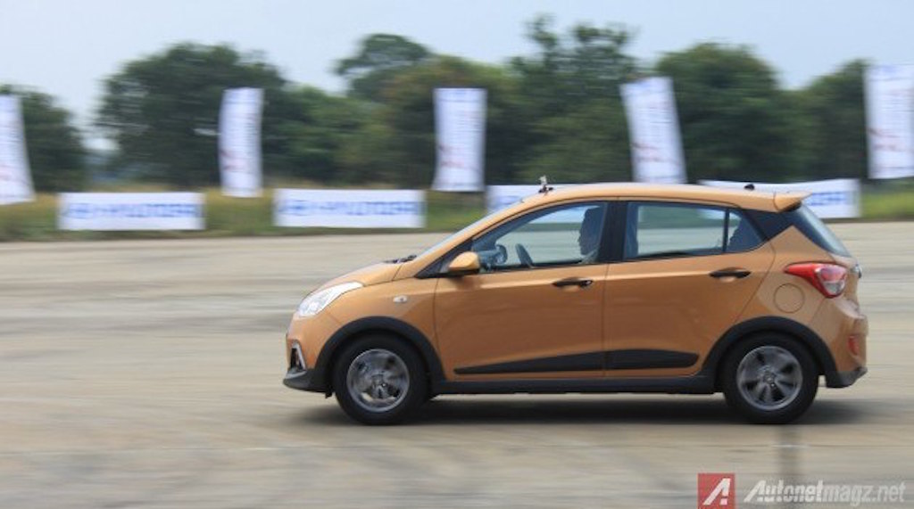 2015 Hyundai Grand i10X Side