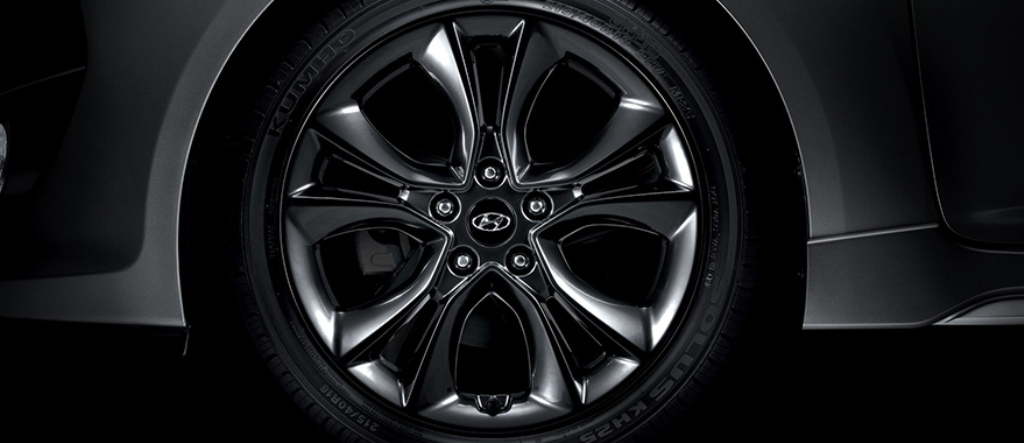 2015 Hyundai Veloster Alloys