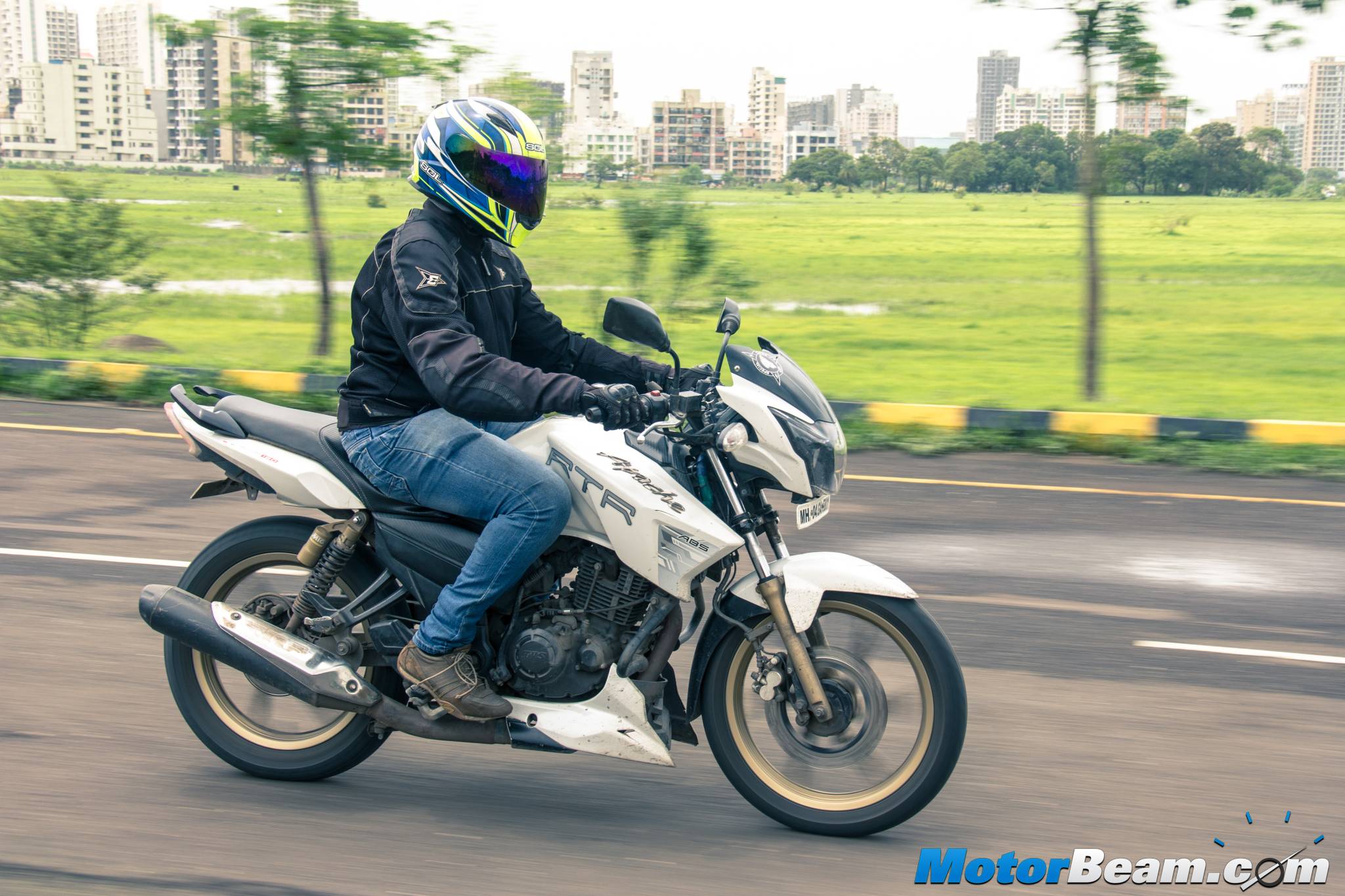 2015 MRF Revz Tyres Review