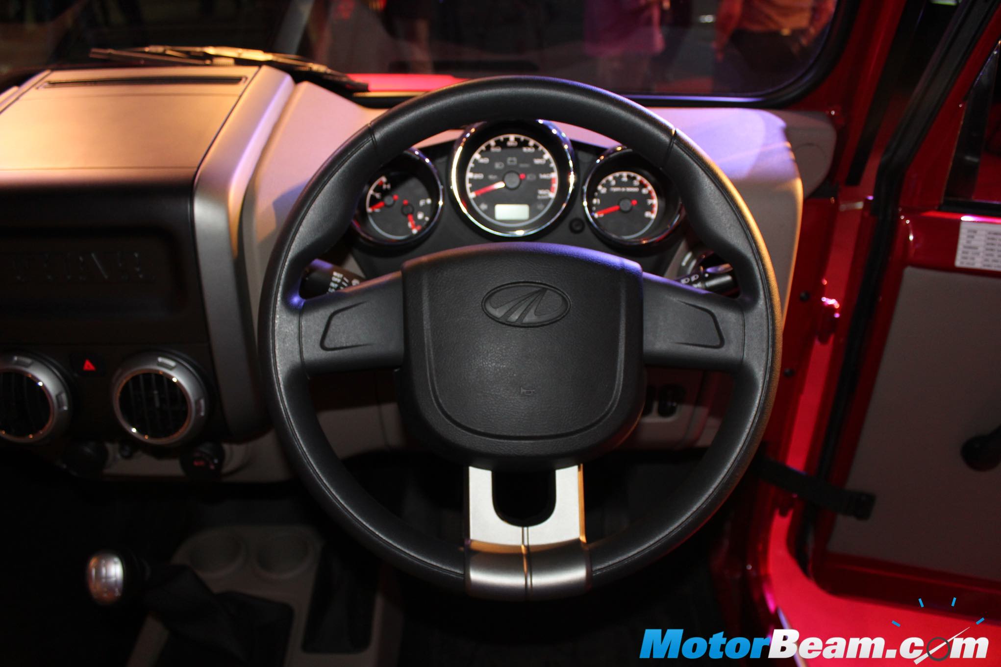 2015 Mahindra Thar Steering