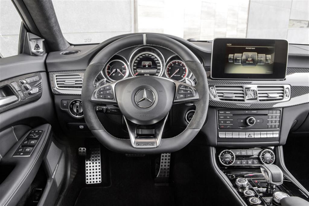 2015 Mercedes Benz CLS Dashboard
