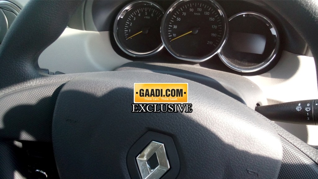 2015 Renault Duster Update Instrument Console