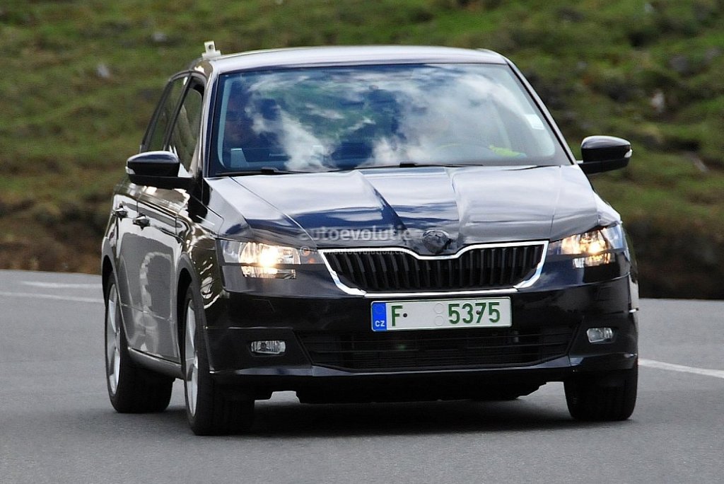 2015 Skoda Fabia Spy Shot Headlights