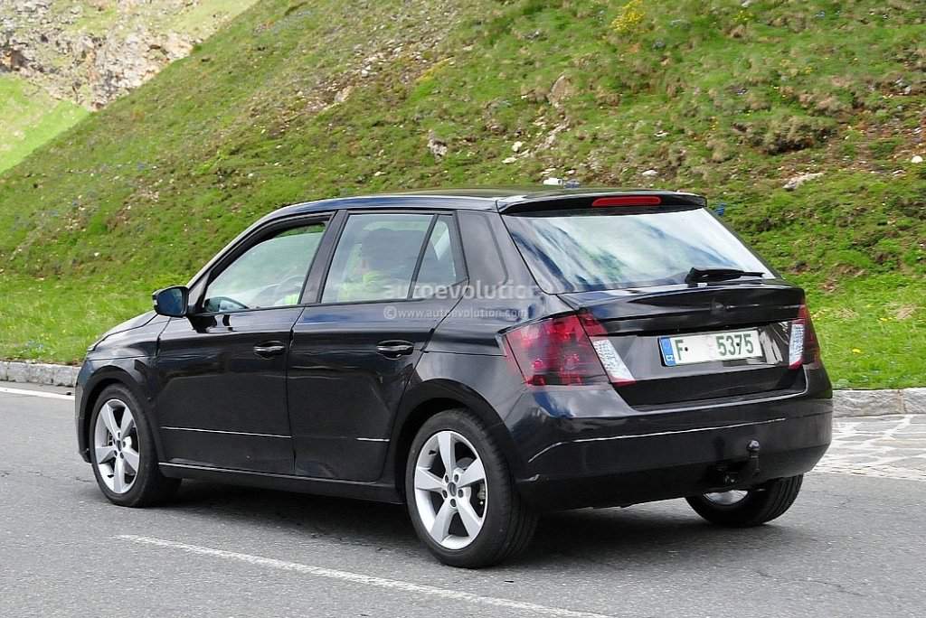 2015 Skoda Fabia Spy Shot Tail Lights