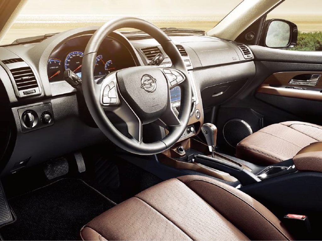 2015 SsangYong Rexton Facelift Interior