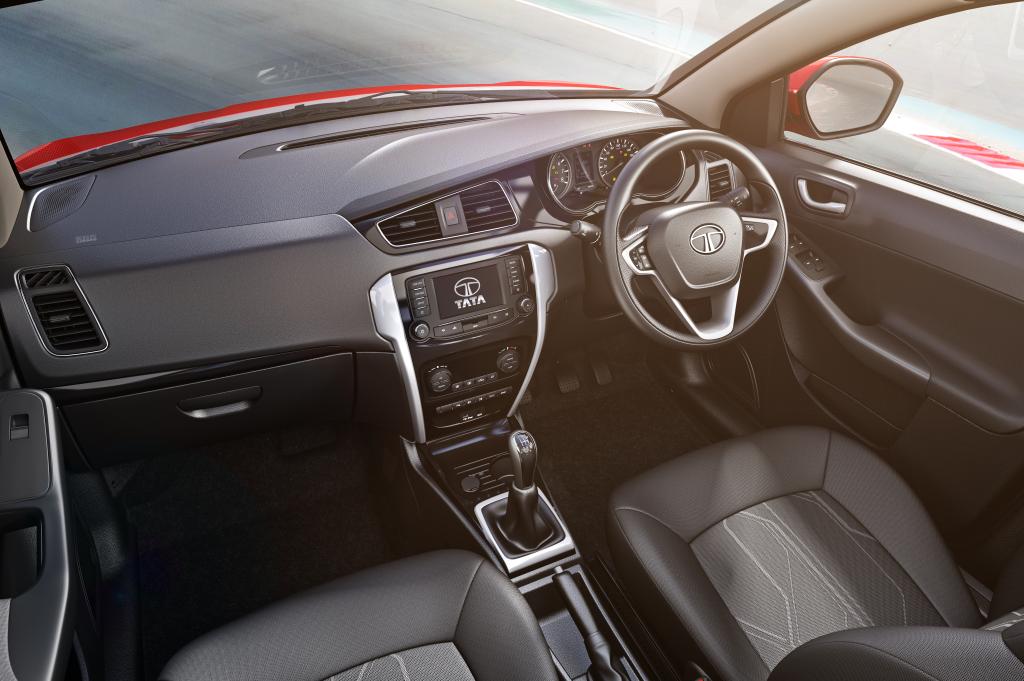 2015 Tata Bolt Dashboard Features