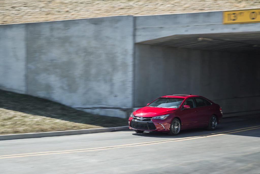 2015 Toyota Camry Facelift US
