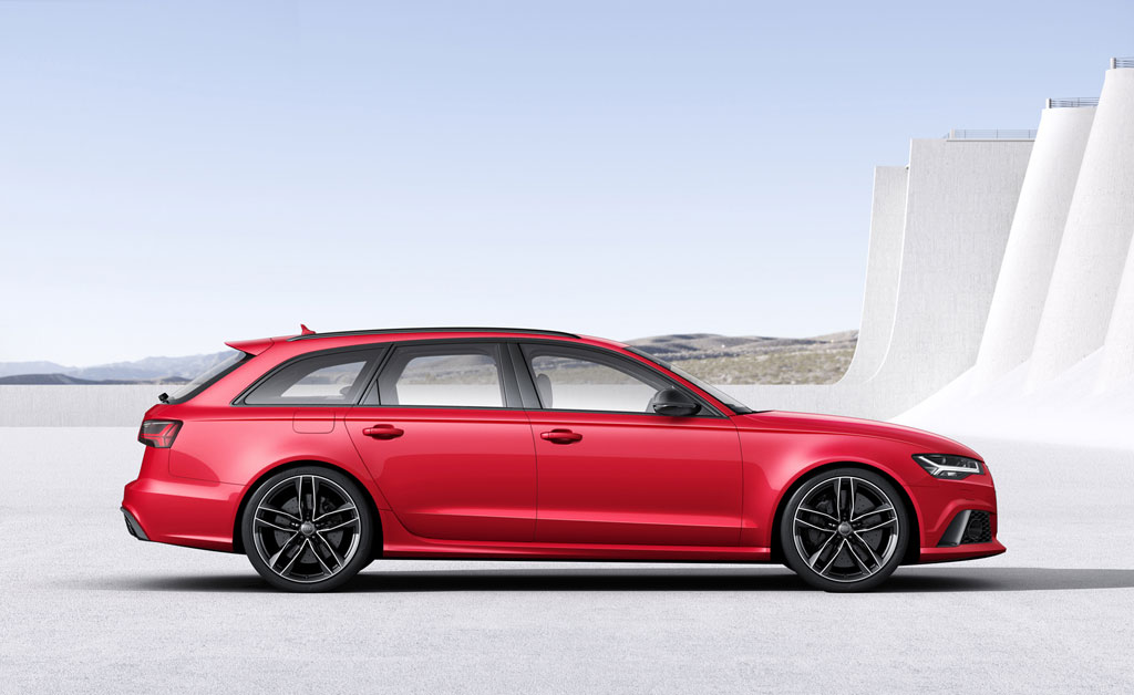 2016 Audi RS6 Side