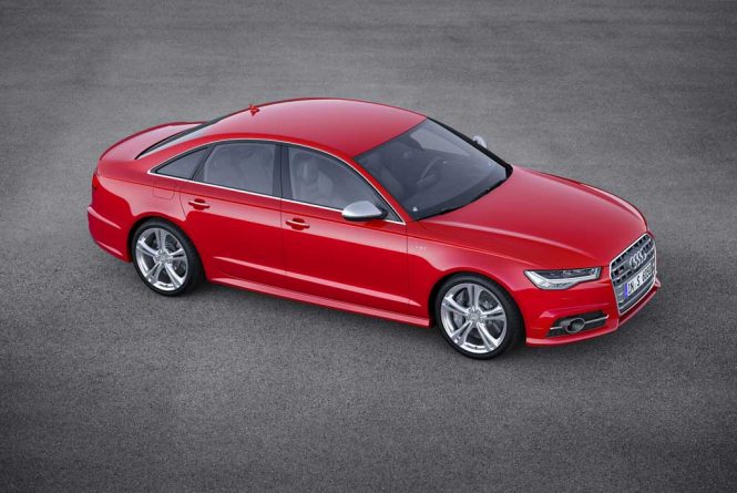 2016 Audi S6 Side