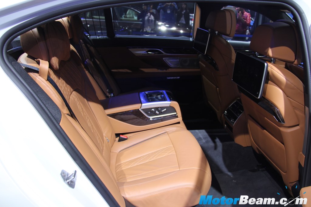 2016 BMW 7-Series 6