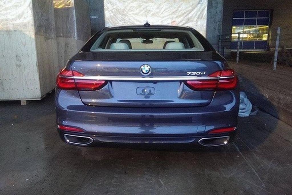 2016 BMW 7-Series Rear