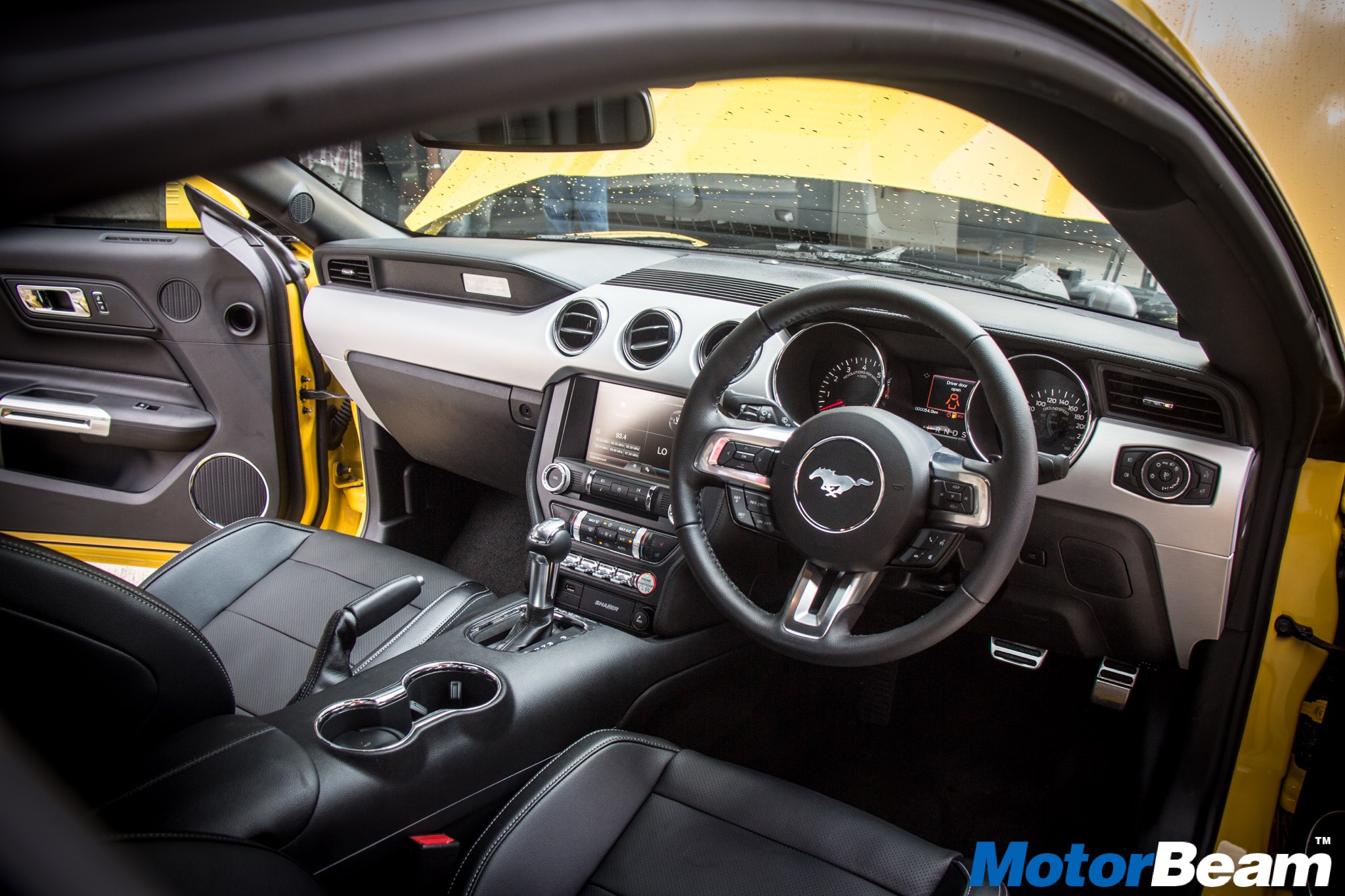 2016 Ford Mustang GT Dashboard