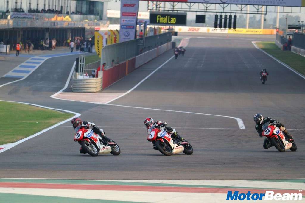 2016 Honda CBR250R bic