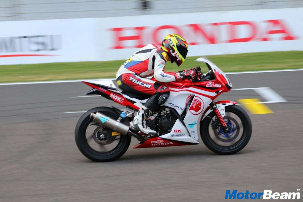 2016 Honda CBR250R India