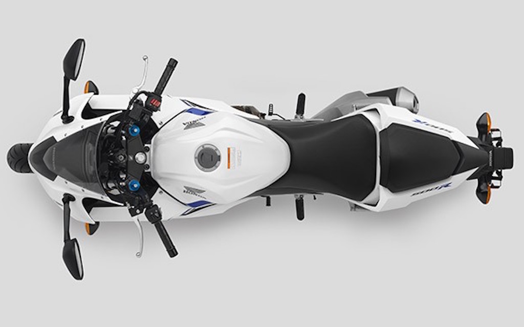 2016 Honda CBR500R Features