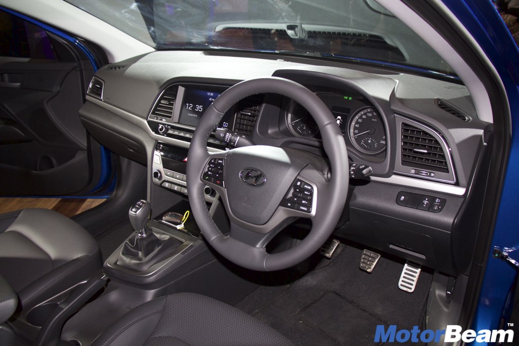 2016 Hyundai Elantra Interior