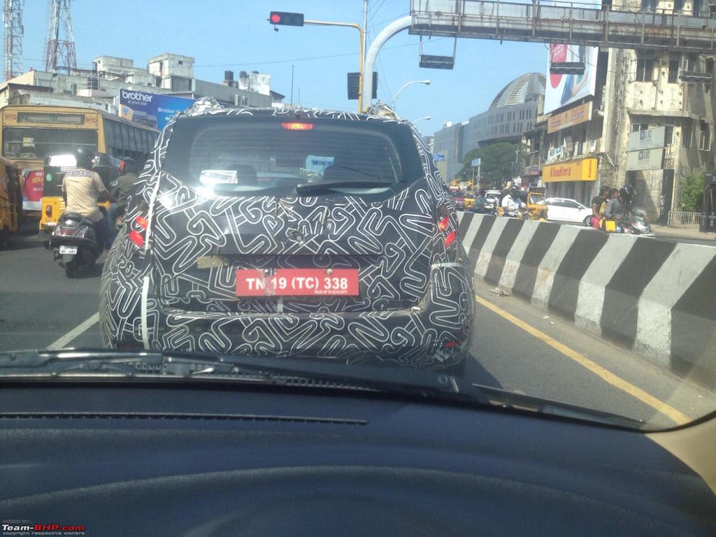 2016 Renault Duster Facelift Testing