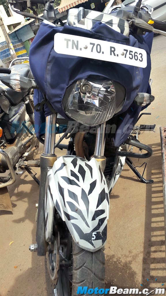 2016 TVS Apache 200 Headlight Spied