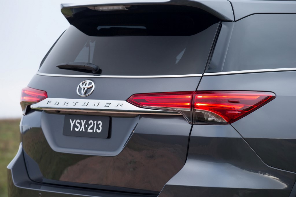 2016 Toyota Fortuner Taillamp