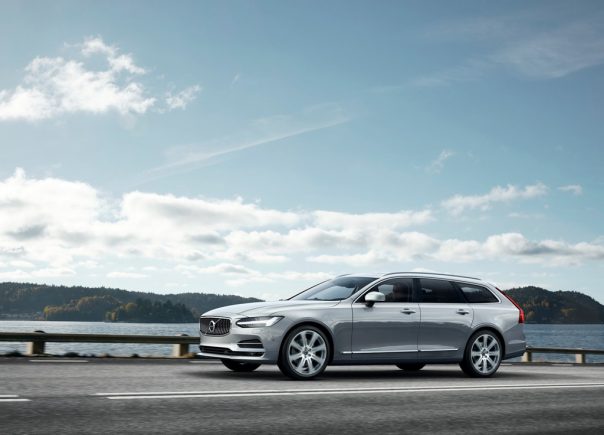 2016 Volvo V90 Side
