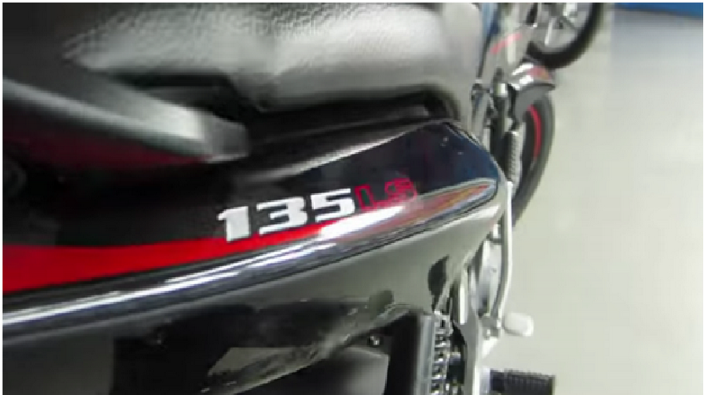 2017 Bajaj Pulsar 135 LS Launched